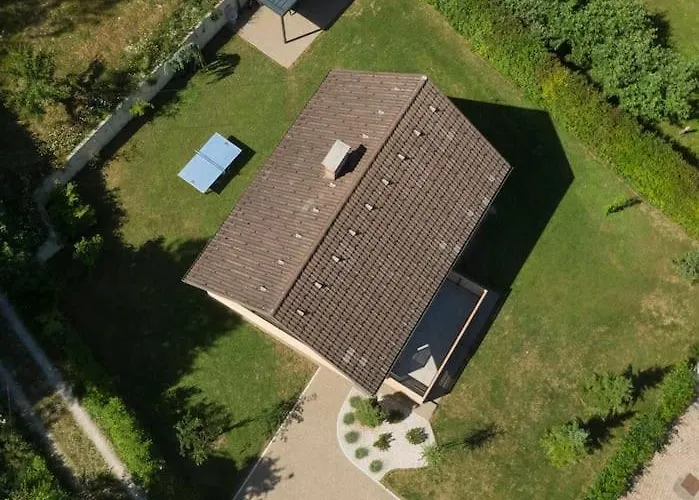 別荘 Private Getaway *